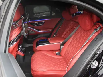 MERCEDES-BENZ S 350 d 4M INTERIEUR ROT ENERGIZING AMG Line