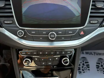 Opel Astra 1.6 CDTI Innovation