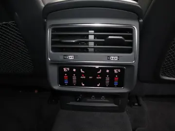 AUDI Q8 55 TFSI qu S-Line FACELIFT BELÜFTUNG 360  AHK