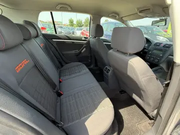 Volkswagen Golf V 1.6 MPI Automat