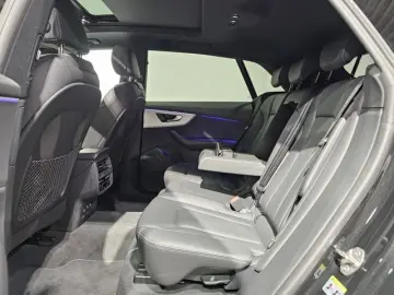 AUDI Q8 50 TDI S Line Black Pano Matrix Softc.Hud 22'