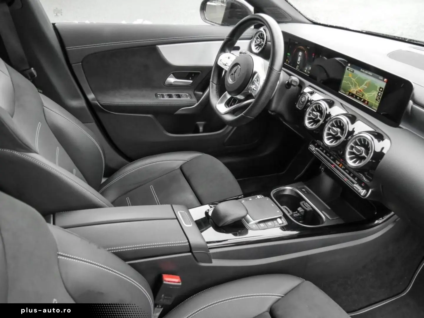 MERCEDES-BENZ CLA 250e AMG NIGHT KLIMA NAVI SHZ LED TEMP 18