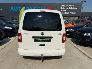 Volkswagen Caddy 1.9 TDI Maxi 7 LOCURI