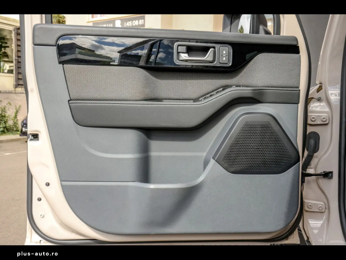 INEOS Grenadier STATION WAGON DIESEL TRIALMASTER KAHN