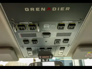 INEOS Grenadier STATION WAGON DIESEL TRIALMASTER KAHN