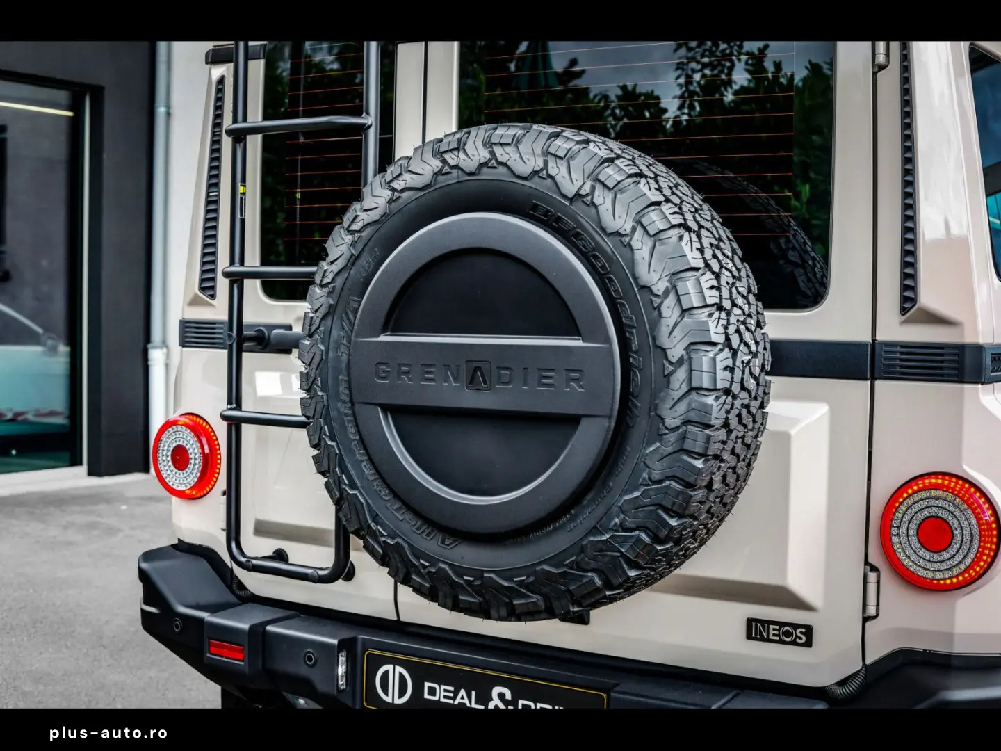 INEOS Grenadier STATION WAGON DIESEL TRIALMASTER KAHN