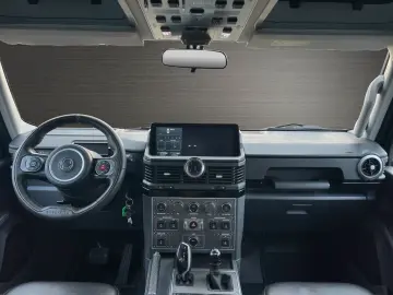 INEOS Grenadier 3.0 Trialmaster Edition Leder Rough