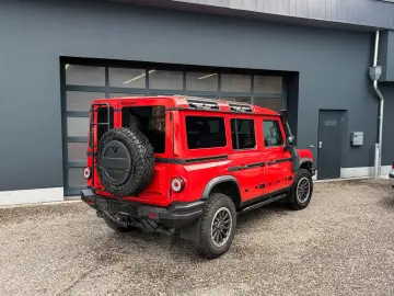 INEOS Grenadier Station Wagon Fieldmaster Edition