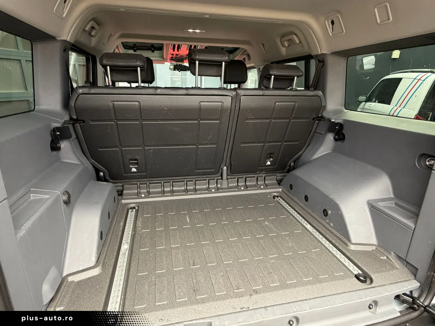 INEOS Grenadier Station Wagon Fieldmaster Edition