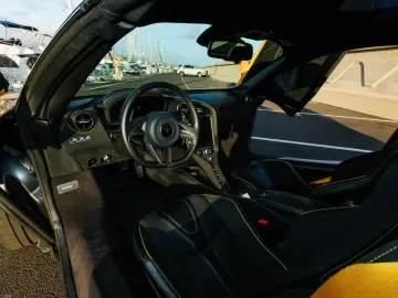 MCLAREN 720S SPIDER PERFORMANCE PACK ROOF LIFT