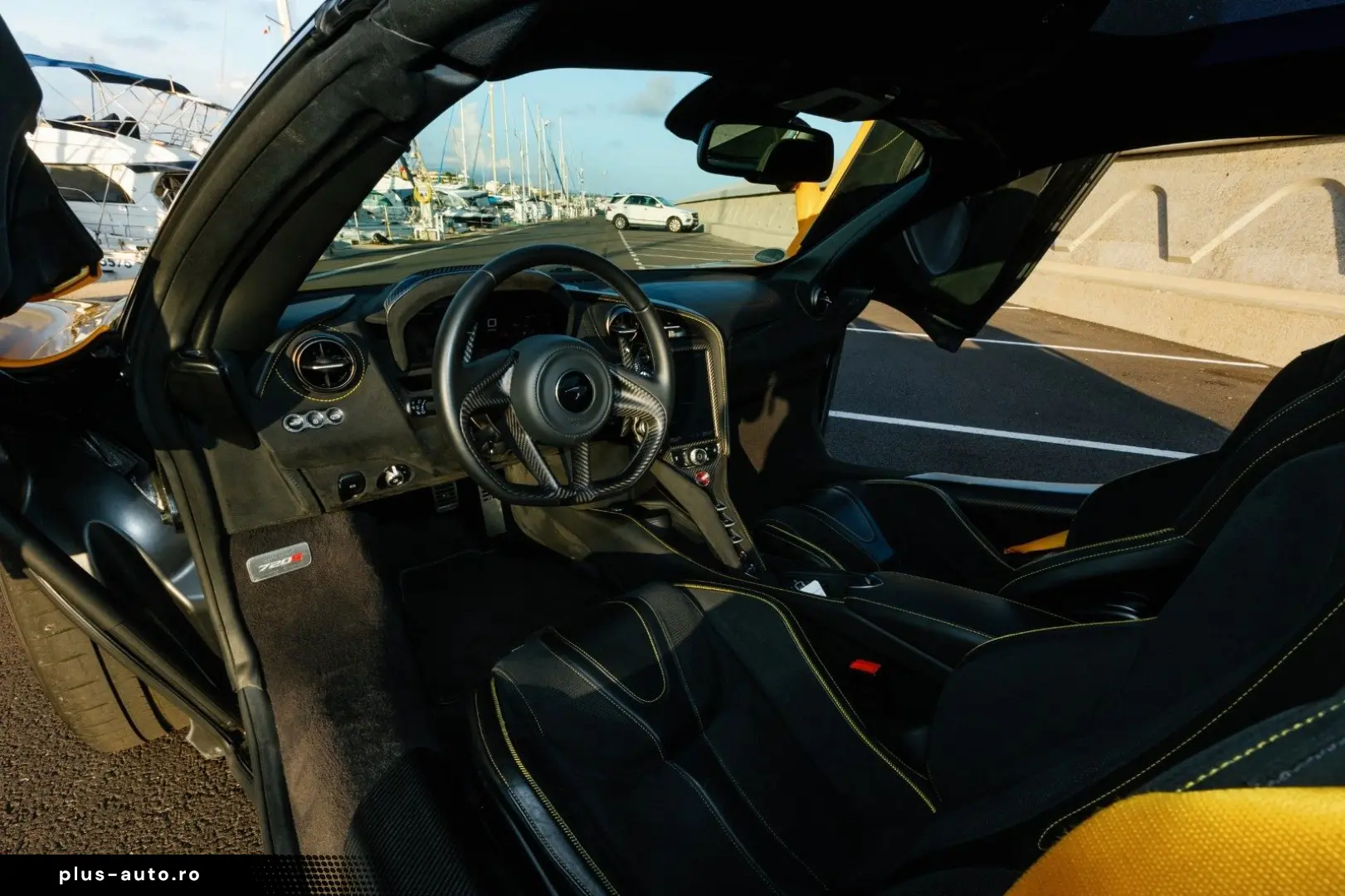 MCLAREN 720S SPIDER PERFORMANCE PACK ROOF LIFT