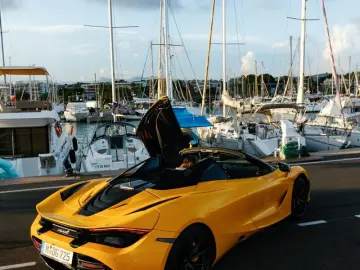 MCLAREN 720S SPIDER PERFORMANCE PACK ROOF LIFT
