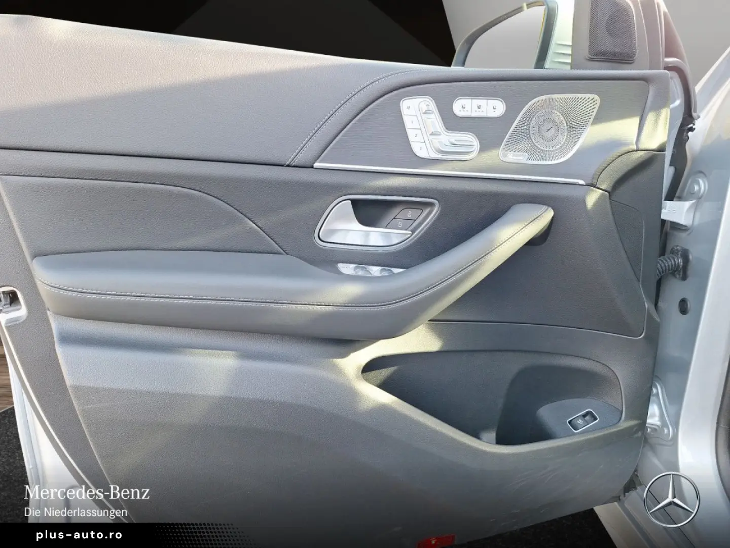 MERCEDES-BENZ GLE 350de 4M AMG Premium Pano AHK Airm Burm 20