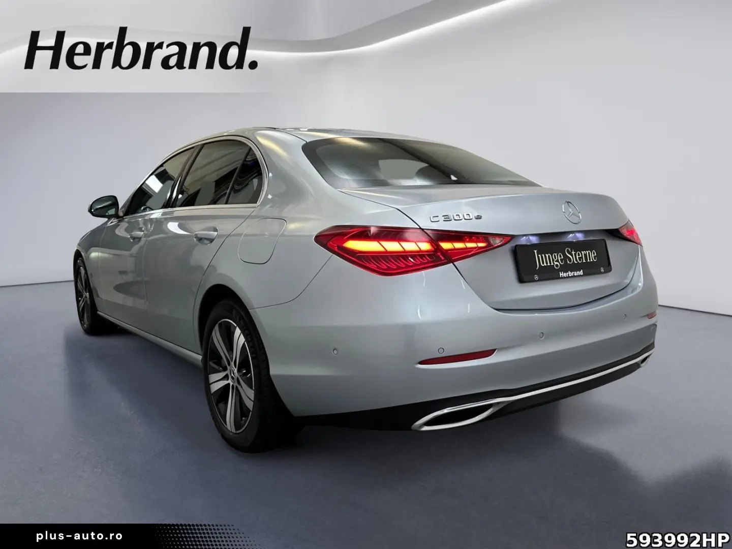 MERCEDES-BENZ C 300 e Avantgarde