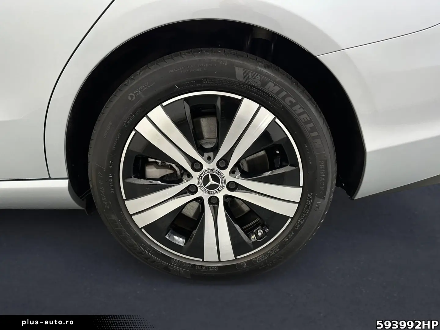 MERCEDES-BENZ C 300 e Avantgarde