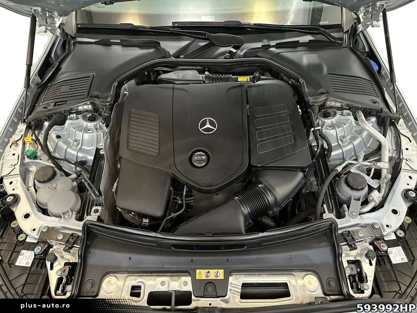 MERCEDES-BENZ C 300 e Avantgarde