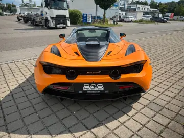 MCLAREN 720S SPIDER PERFOR. PLUS.KERAMIK CARBON LIFT B&W