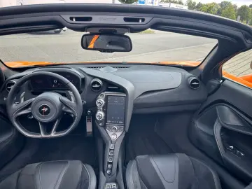 MCLAREN 720S SPIDER PERFOR. PLUS.KERAMIK CARBON LIFT B&W