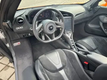 MCLAREN 720S SPIDER PERFOR. PLUS.KERAMIK CARBON LIFT B&W