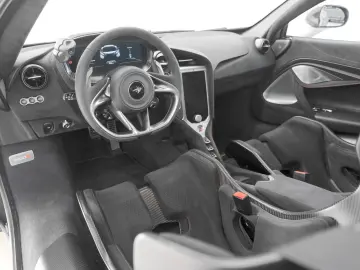 MCLAREN 750S Coupe - Senna Seats - Carbon - Track Brakes