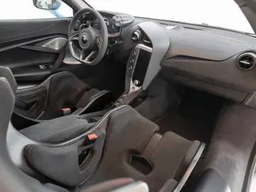MCLAREN 750S Coupe - Senna Seats - Carbon - Track Brakes