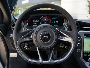 MCLAREN 750S I MSO Paint I Senna Seats I Neupreis 379.00