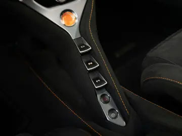 MCLAREN 750S   CF Racing Seats   Track Brake Upg.   360