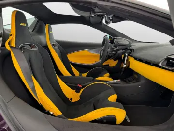 MCLAREN Artura Spider Performance MSO Electrochrom. roof