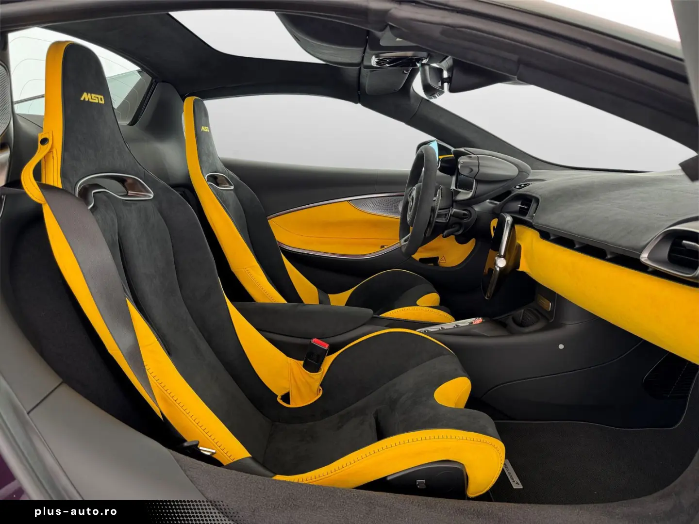 MCLAREN Artura Spider Performance MSO Electrochrom. roof