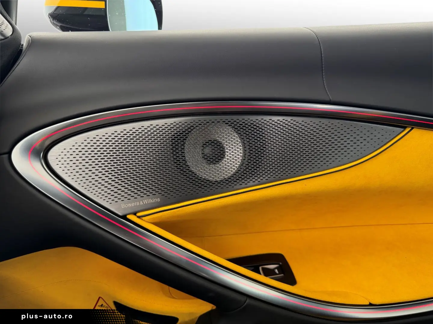 MCLAREN Artura Spider Performance MSO Electrochrom. roof