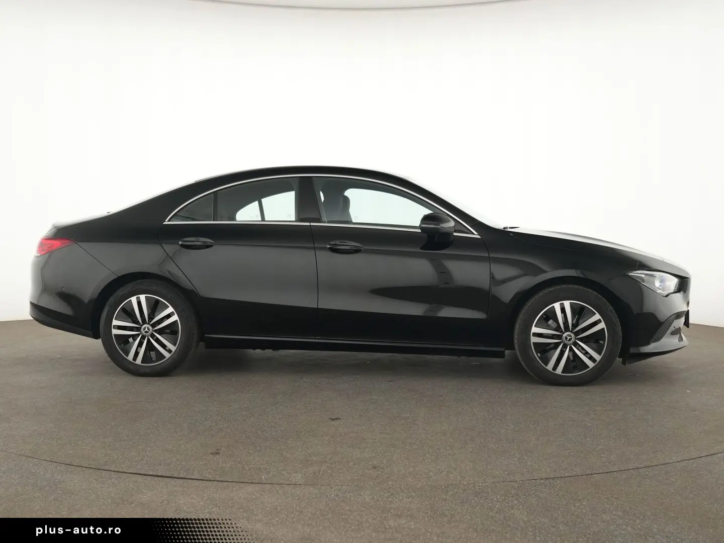 MERCEDES-BENZ CLA 180 d SHZ Park-Assist LED Kessy NAVI Temp