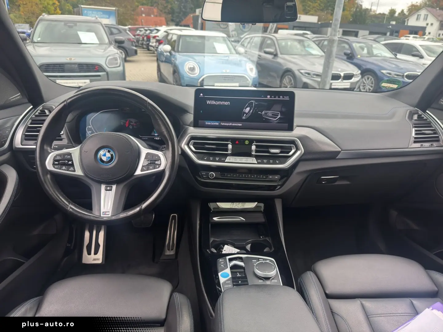 BMW iX3 Impressive LED HUD LenkHZ H&K Liv