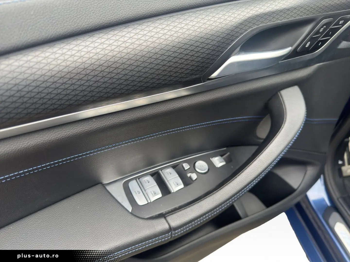 BMW iX3 Impressive LED HUD LenkHZ H&K Liv