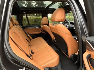 BMW iX3 Inspiring DR.ASS.PRO.PR.ASS.PANO.AHK.4JAHRE