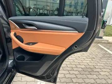 BMW iX3 Inspiring DR.ASS.PRO.PR.ASS.PANO.AHK.4JAHRE