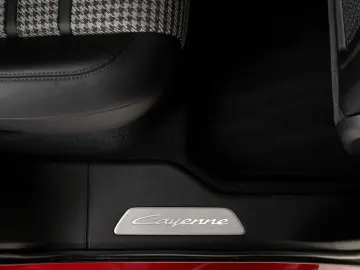 PORSCHE Cayenne Coupe E-Hybrid  Leichtbau Carbon  HD Mtr