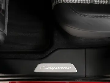 PORSCHE Cayenne Coupe E-Hybrid  Leichtbau Carbon  HD Mtr