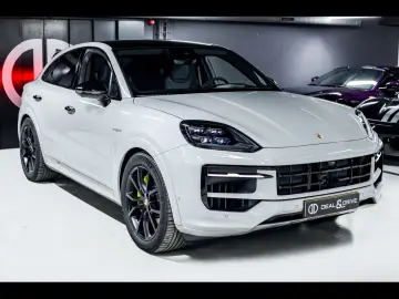 PORSCHE Cayenne S COUPE E-HYBRID SPORTDESIGN TV INNODRIV