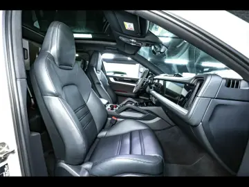 PORSCHE Cayenne S COUPE E-HYBRID SPORTDESIGN TV INNODRIV