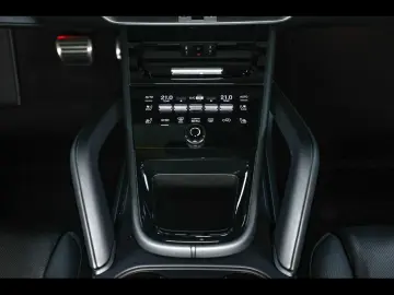 PORSCHE Cayenne S COUPE E-HYBRID SPORTDESIGN TV INNODRIV