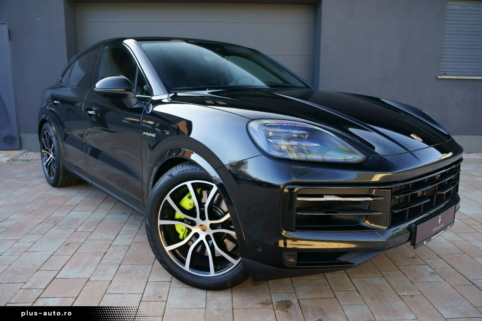 PORSCHE Cayenne Coupe S E-Hybrid  HLA INNO 18W HEADUP