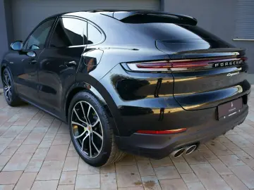 PORSCHE Cayenne Coupe S E-Hybrid  HLA INNO 18W HEADUP