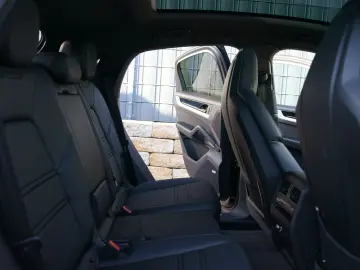 PORSCHE Cayenne Coupe S E-Hybrid  HLA INNO 18W HEADUP