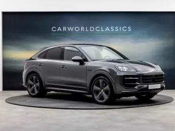 PORSCHE CAYENNE COUPE 3.0 E-HYBRID SPORTDESIGN 18w VOLL