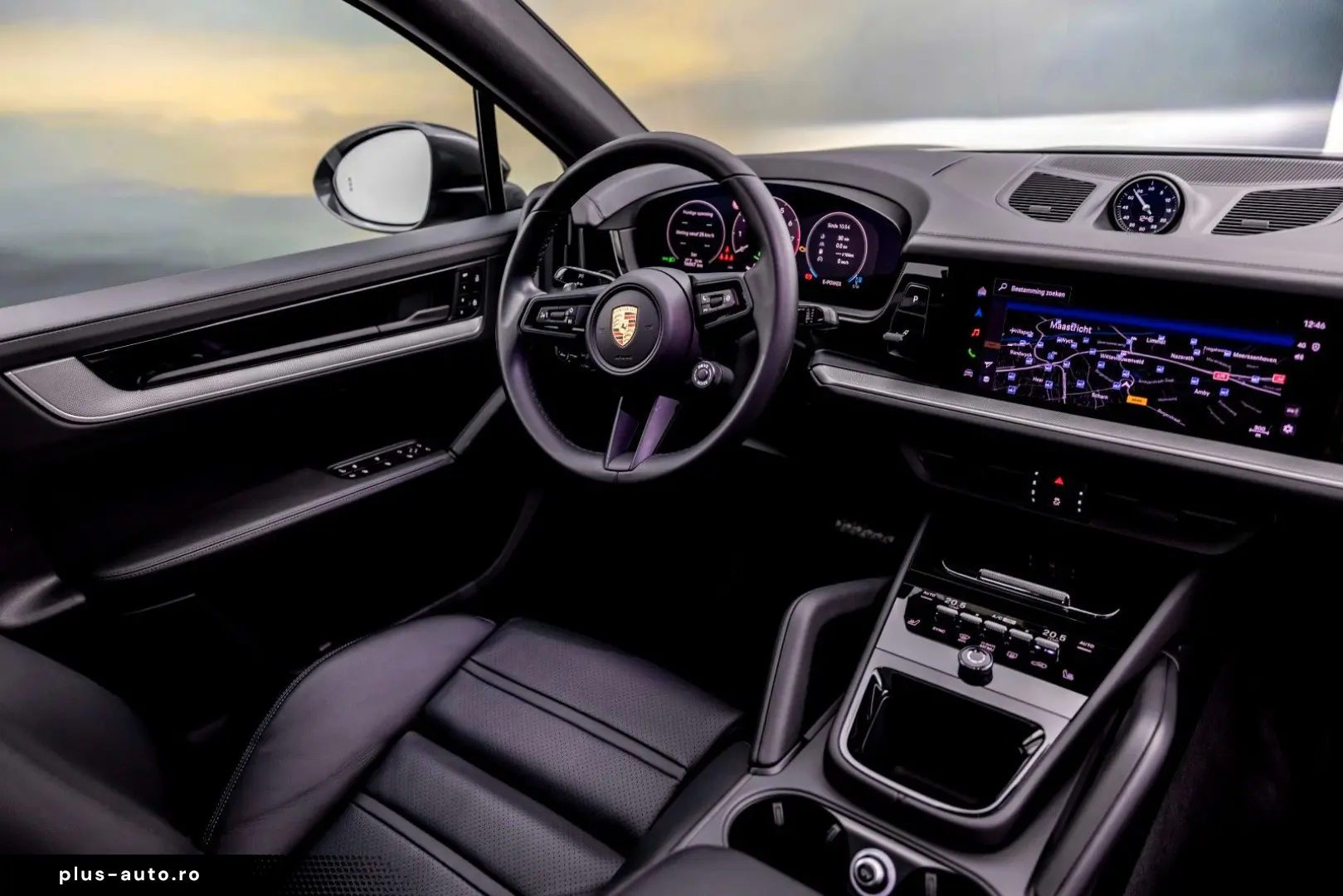 PORSCHE CAYENNE COUPE 3.0 E-HYBRID SPORTDESIGN 18w VOLL