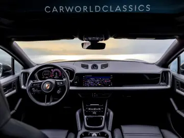 PORSCHE CAYENNE COUPE 3.0 E-HYBRID SPORTDESIGN 18w VOLL