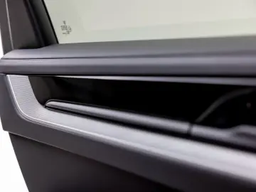 PORSCHE CAYENNE COUPE 3.0 E-HYBRID SPORTDESIGN 18w VOLL