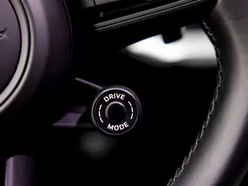 PORSCHE CAYENNE COUPE 3.0 E-HYBRID SPORTDESIGN 18w VOLL