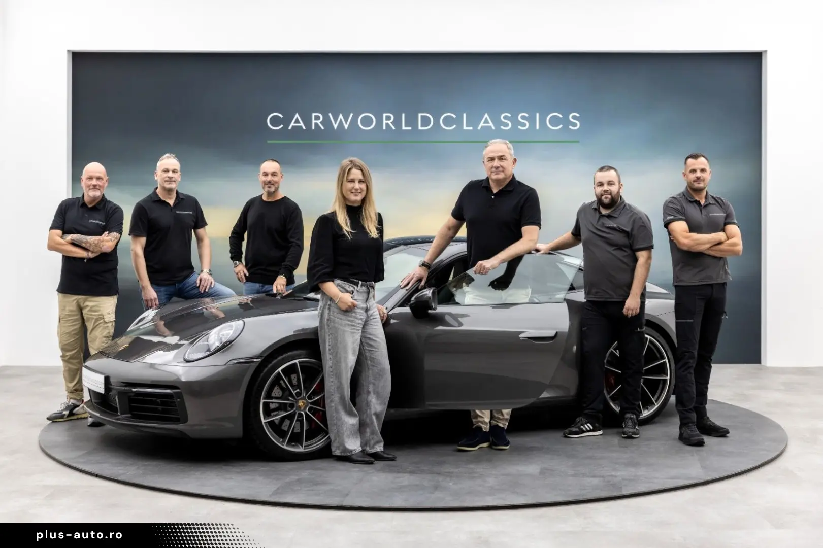 PORSCHE CAYENNE COUPE 3.0 E-HYBRID SPORTDESIGN 18w VOLL