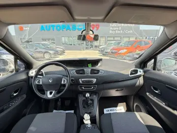 Renault Grand Scenic 1.5 dCi 7 LOCURI